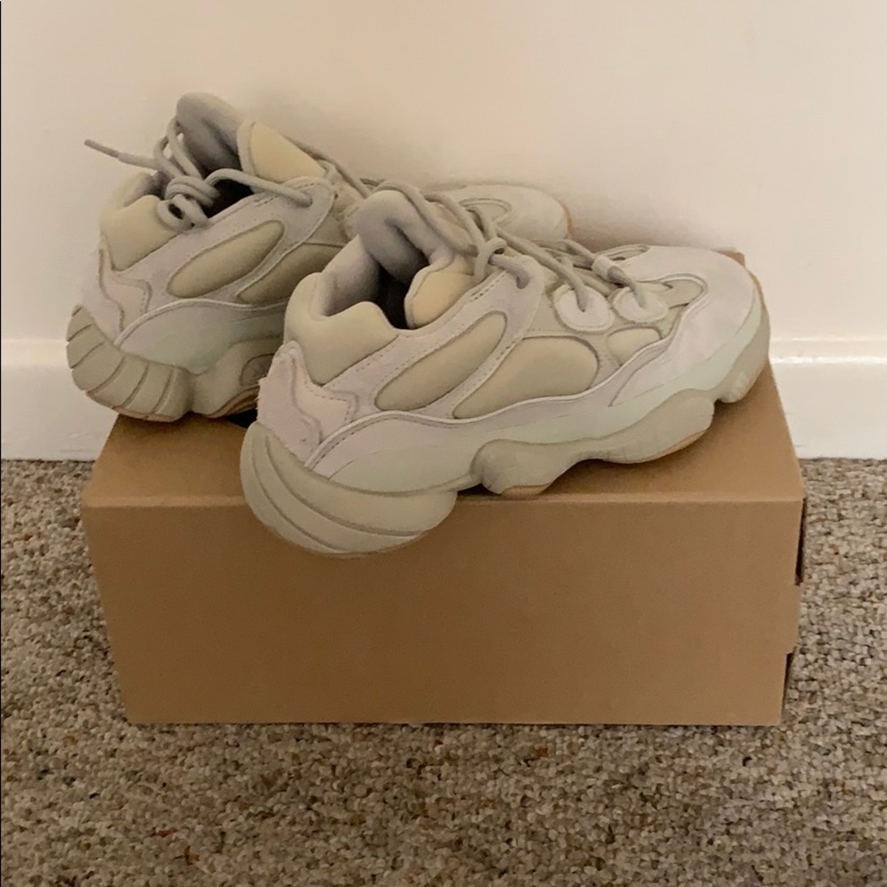 YEEZY 500